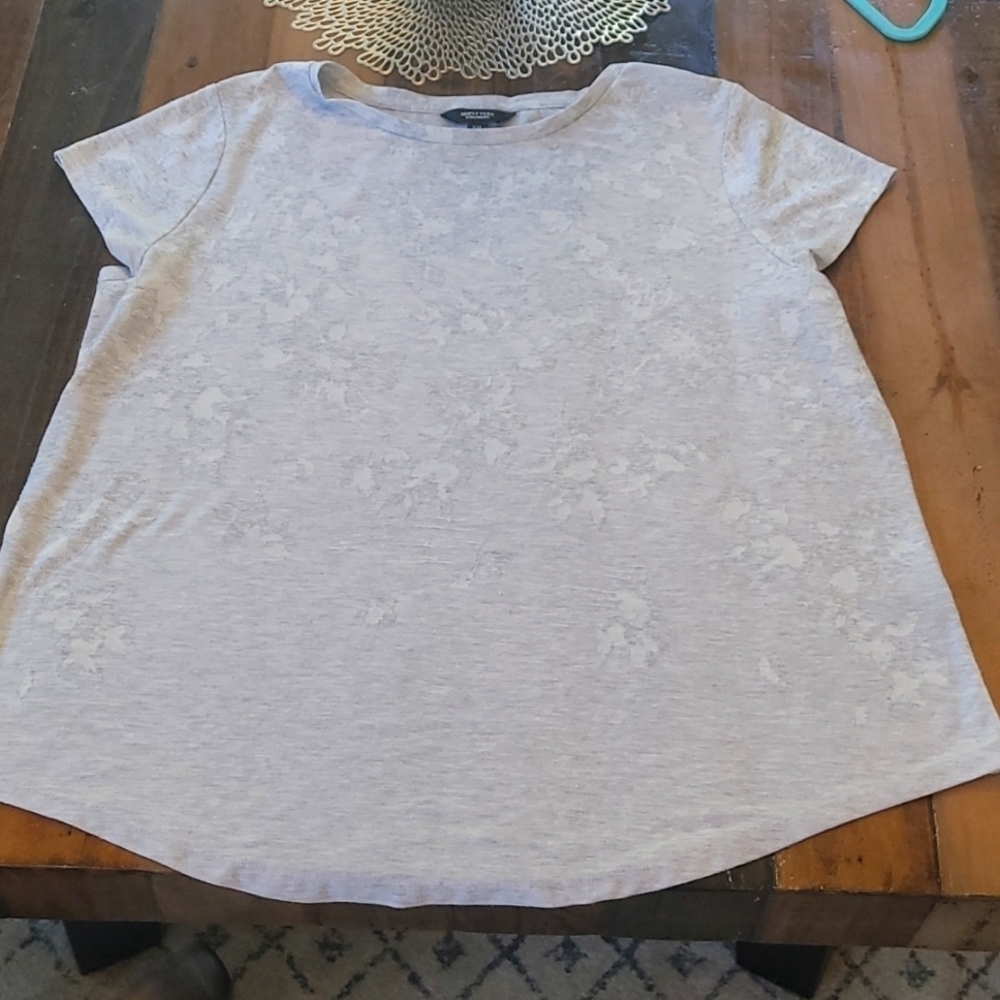 𝅺simply vera t shirt